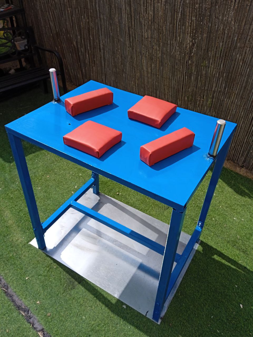 שולחן הורדת ידיים - זווית 3